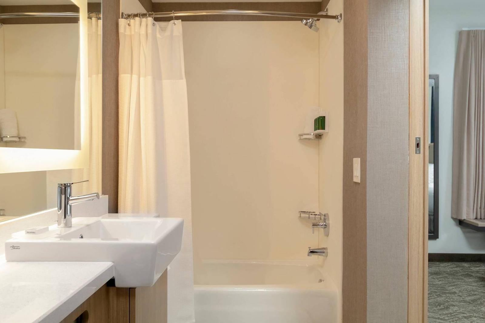 SpringHill Suites by Marriott Cape Canaveral Cocoa Beach Main image 2